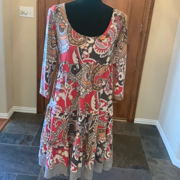 Uncle Frank Dresses | Gorgeous Grey & Red Tiered Dress With Empire Waist By Uncle Frank. Size S. | Color: Gray/Red | Size: S | Paulafoley55's Closet